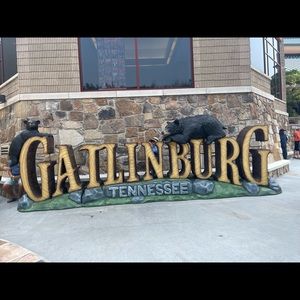 Meet your Posher, Esperanza